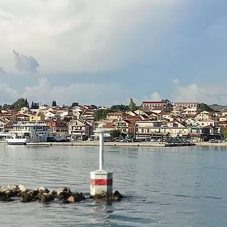 Nyaraló Dina's House Agia Thekli