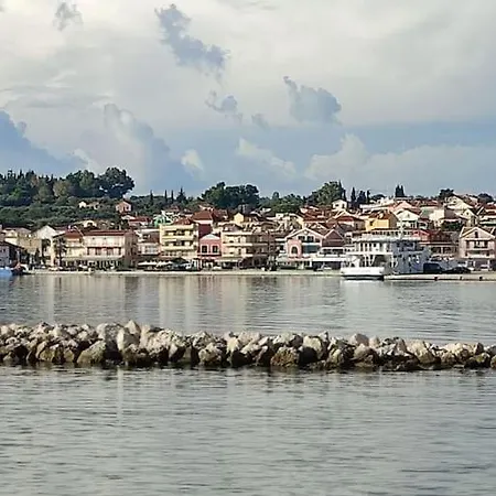 Dina's House Nyaraló