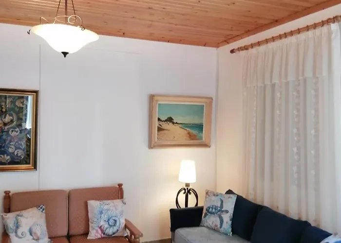 Dina's House * Agia Thekli