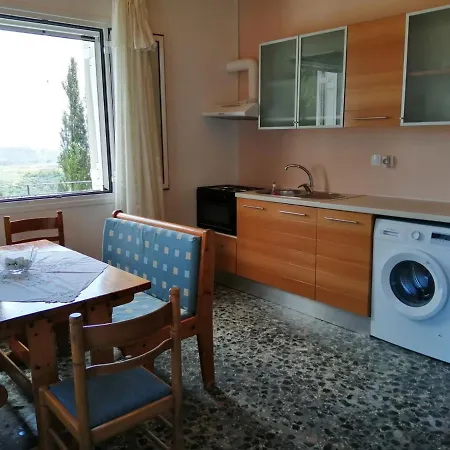 Dina's House Agia Thekli