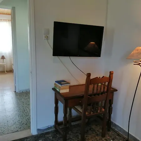 Dina's House Agia Thekli