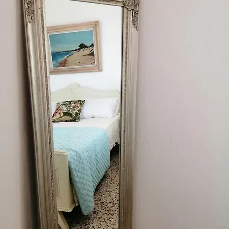 Holiday home Dina's House Agia Thekli