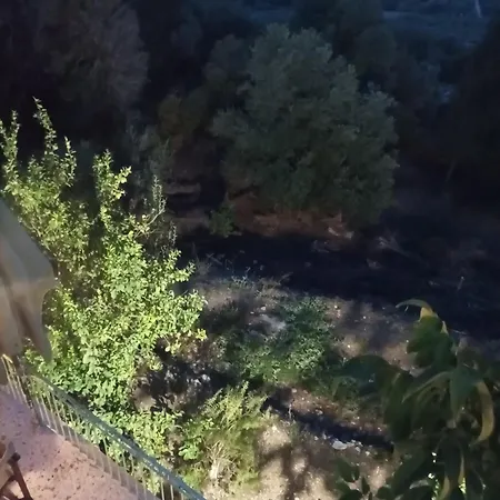 Vakantiehuis Dina's House Agia Thekli