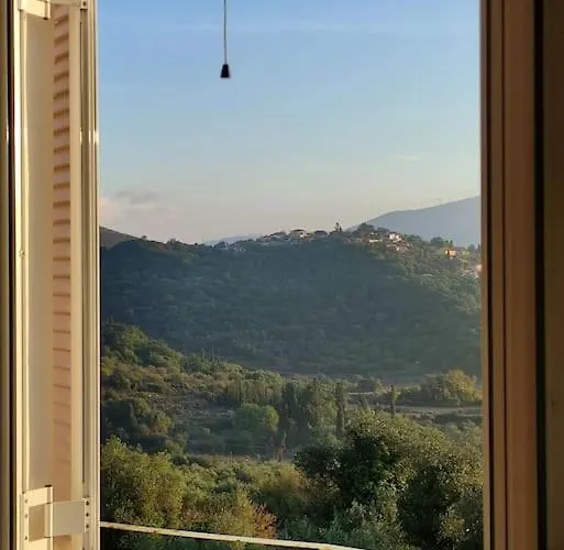 Casa de Férias Dina's House Agia Thekli