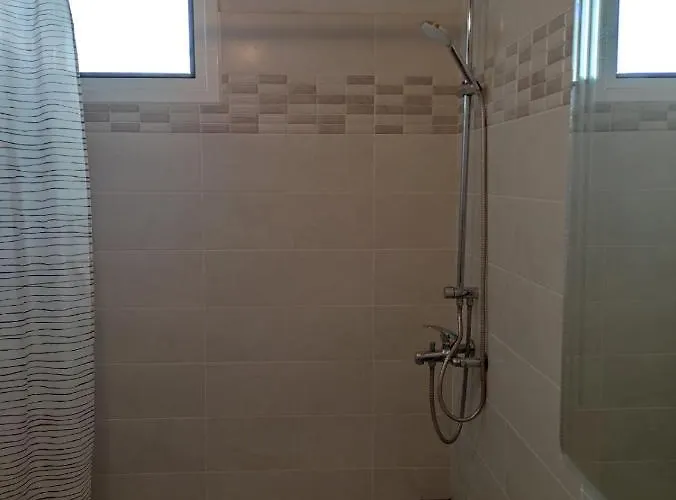 Dina's House Casa de Férias Agia Thekli